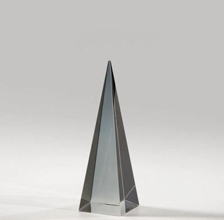 Chrome Pyramid (Square base)