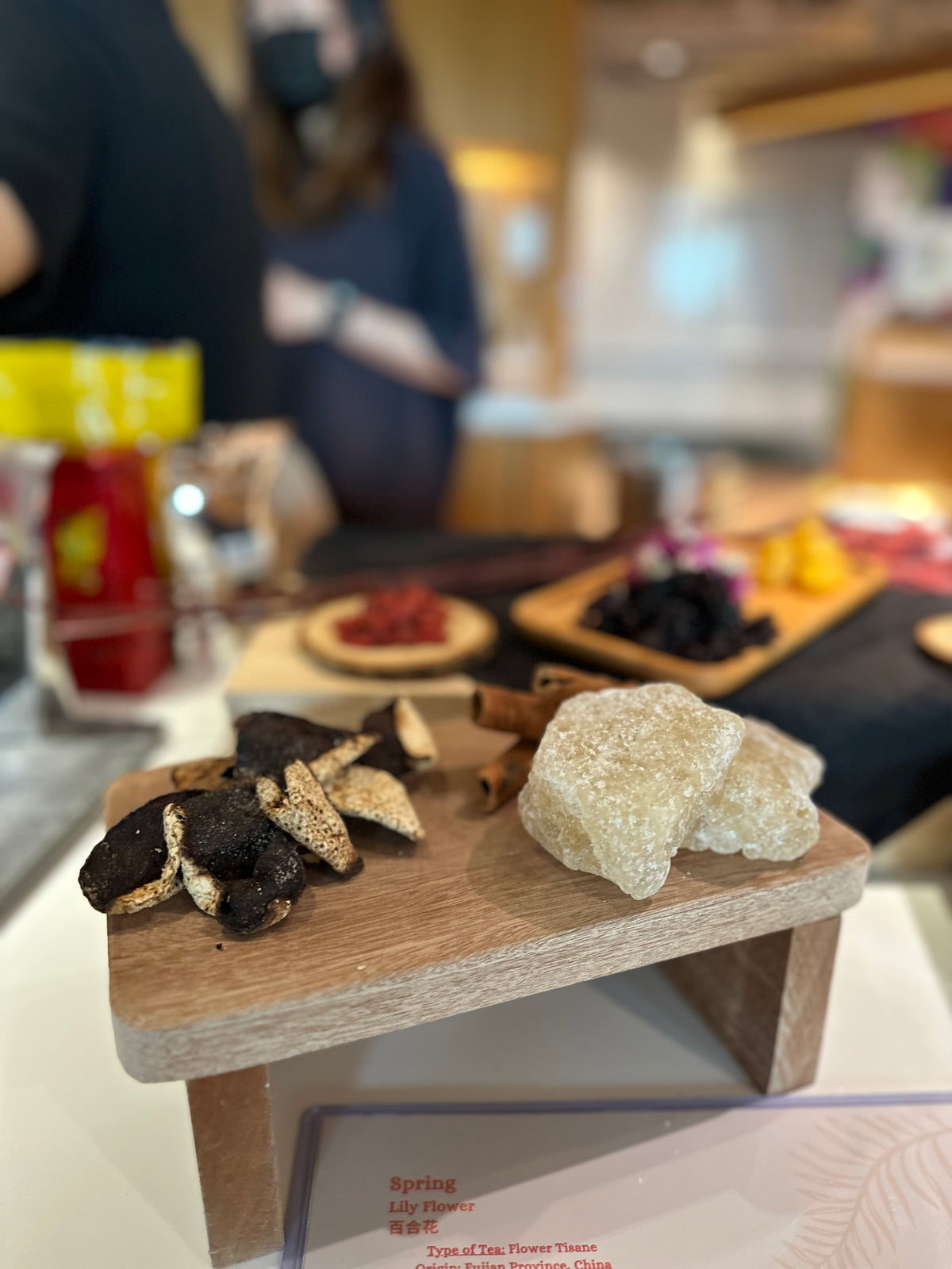 Tea Tasting Experience Singapore | Luxury 4 Seasons Tea Appreciation Live Station