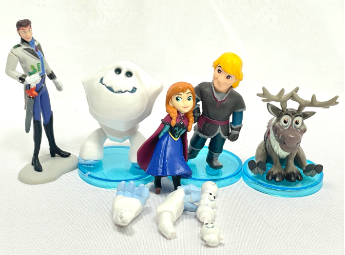 “Frozen” Figurines