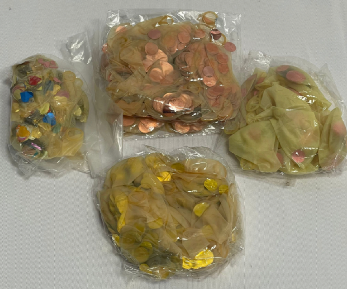 Pack of Clear Balloon with Confetti