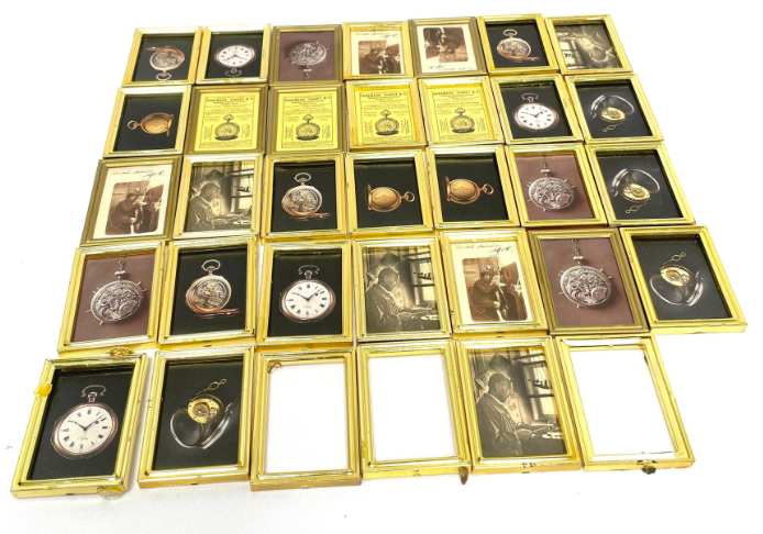 Mini Golden Frame